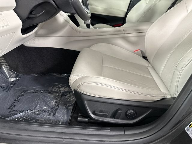2025 Genesis G70 2.5T RWD