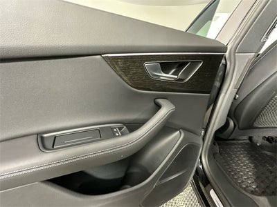 2024 Audi Q8 Premium Plus