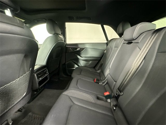 2024 Audi Q8 Premium Plus