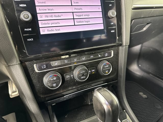 2019 Volkswagen Golf R 2.0T w/DCC & Navigation