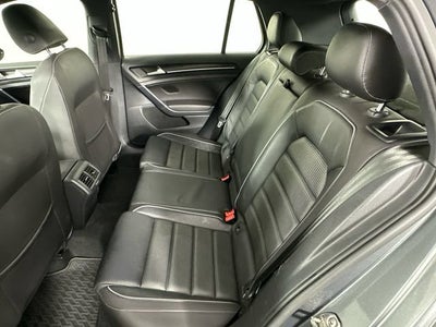 2019 Volkswagen Golf R 2.0T w/DCC & Navigation