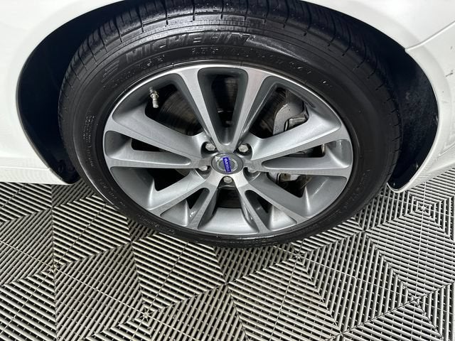 2013 Volvo C70 T5
