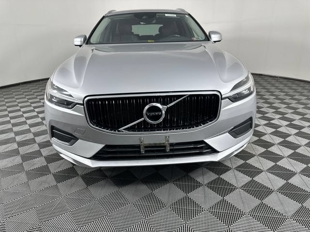 2021 Volvo XC60 T5 Momentum