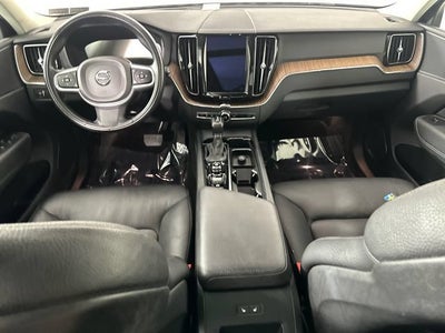 2021 Volvo XC60 T5 Momentum
