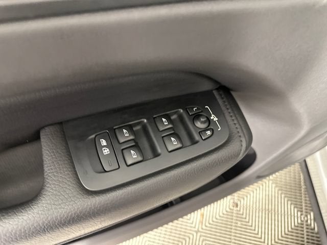 2021 Volvo XC60 T5 Momentum