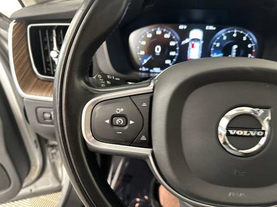 2021 Volvo XC60 T5 Momentum