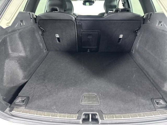 2021 Volvo XC60 T5 Momentum