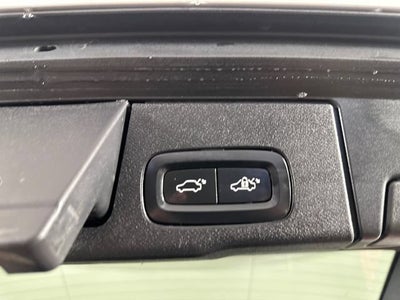2021 Volvo XC60 T5 Momentum