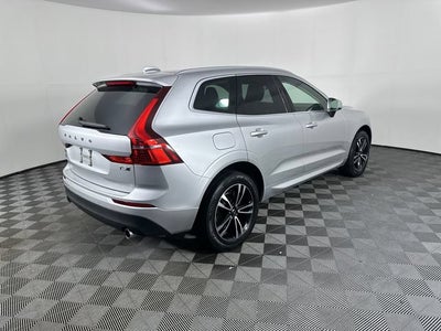 2021 Volvo XC60 T5 Momentum