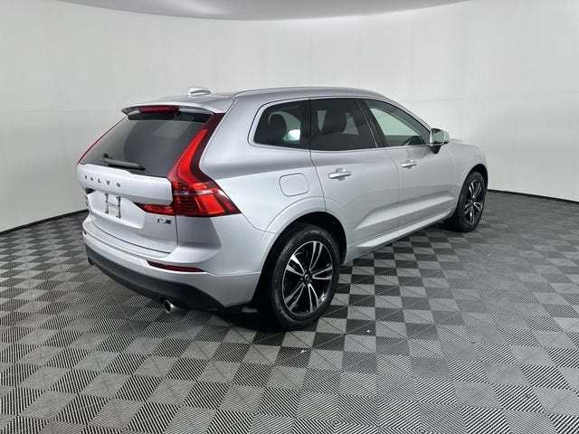 2021 Volvo XC60 T5 Momentum
